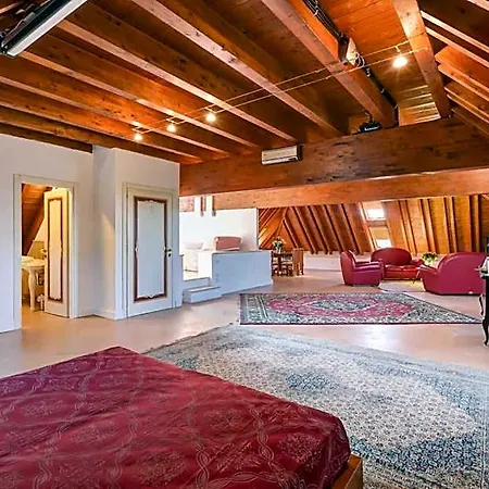 Bed & Breakfast Strampelli 4*