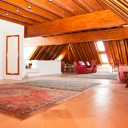 Strampelli Panzió 4*