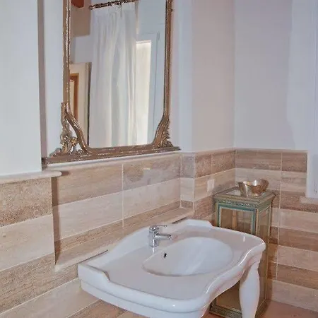Strampelli Bed & Breakfast 3*
