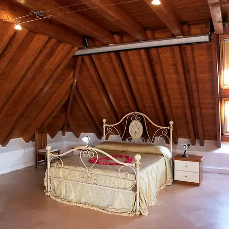 Bed & Breakfast Strampelli 4*