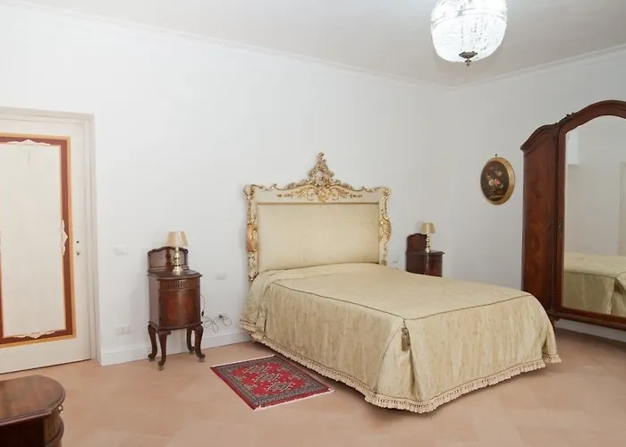 Strampelli Panzió Pomezia